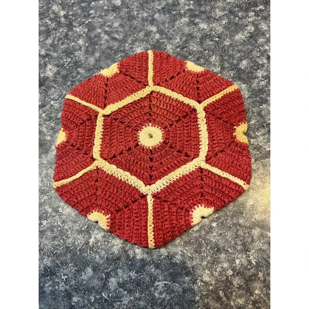 Lot of 2 crochet handmade vintage potholders hot pads pot holders